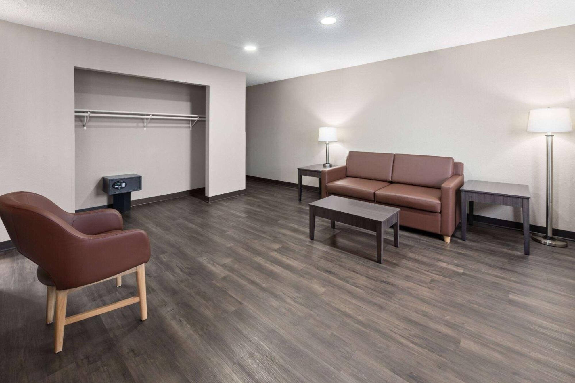 Super 8 By Wyndham Summersville - New River National Park Exterior foto