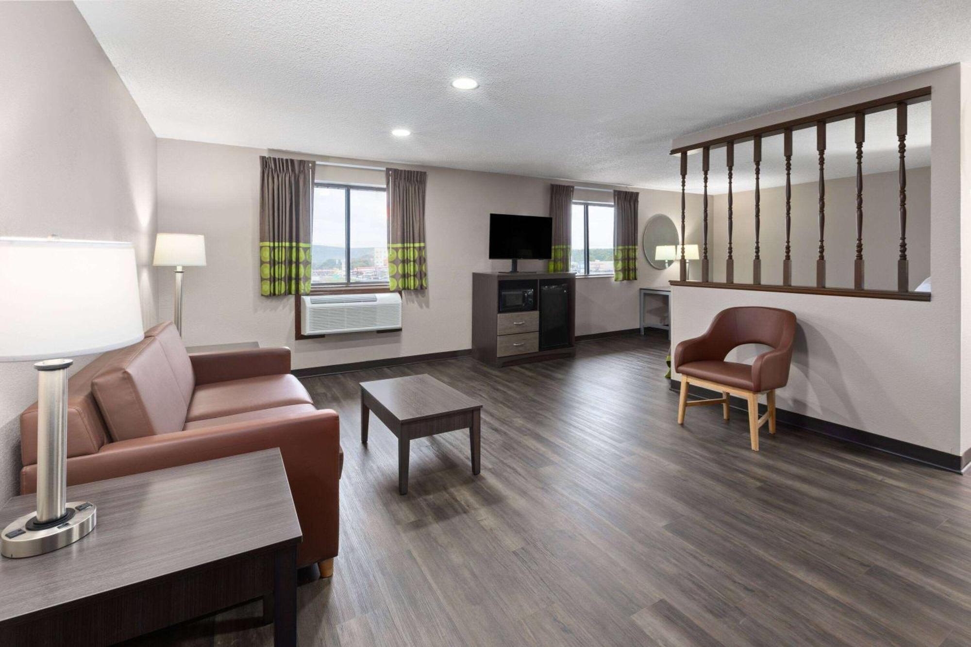 Super 8 By Wyndham Summersville - New River National Park Exterior foto
